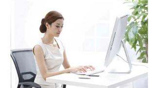 Ngồi làm việc 8 tiếng/ngày thì cần tập thể dục mấy tiếng để bù lại, giúp cơ thể khỏe mạnh?