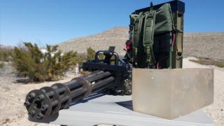 Phát minh súng máy 6 nòng M134 Minigun nhả đạn nhanh như chớp