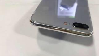 Choáng ngợp với vỏ kính của iPhone 7s Plus