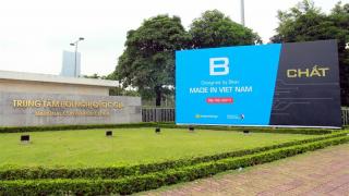 Sự kiện ra mắt Bphone 2 smartphone đầu tiên có AI Camera