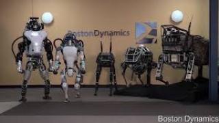 10 Con Robot Sẽ Khiến Bạn Ngạc Nhiên