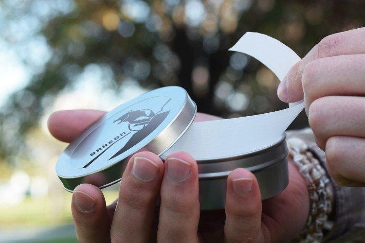 Sốc với dải băng nhẹ hơn giấy nhưng có thể nâng được cả bê tông