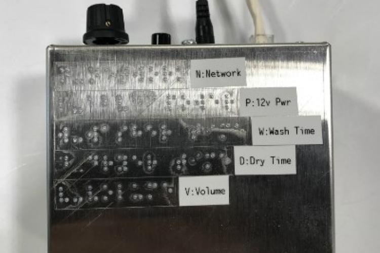 Thiết bị cho phép máy giặt giao tiếp với người khiếm thị