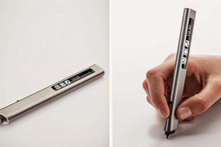 Chiếc bút cảm ứng làm việc mọi bề mặt